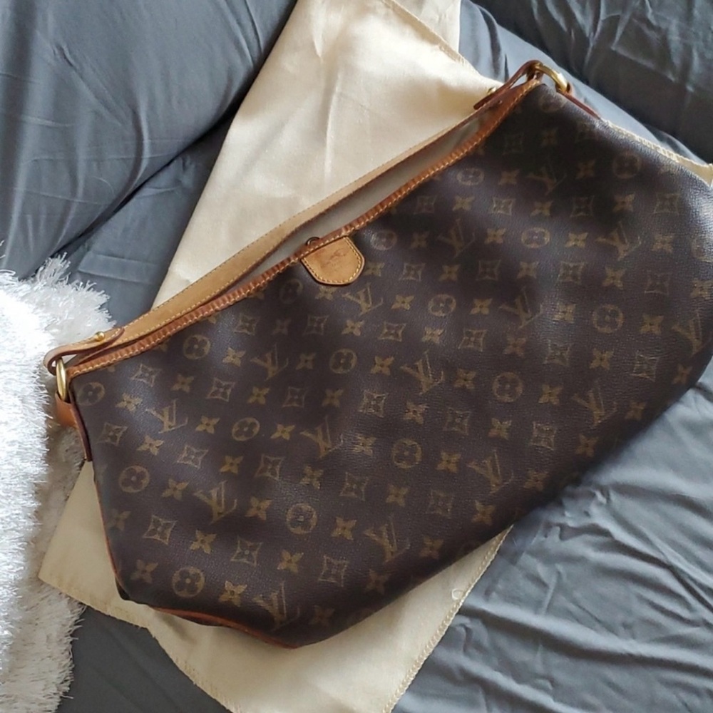 Louis Vuitton MM Delightful Bag - Picture 2 of 10